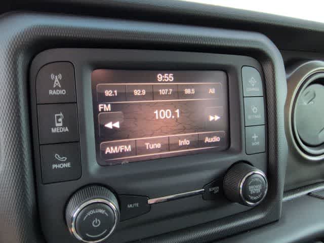 Thumbnail: 2021 Jeep Gladiator - 30