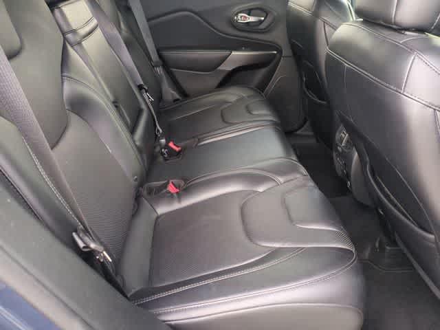 Thumbnail: 2019 Jeep Cherokee - 20