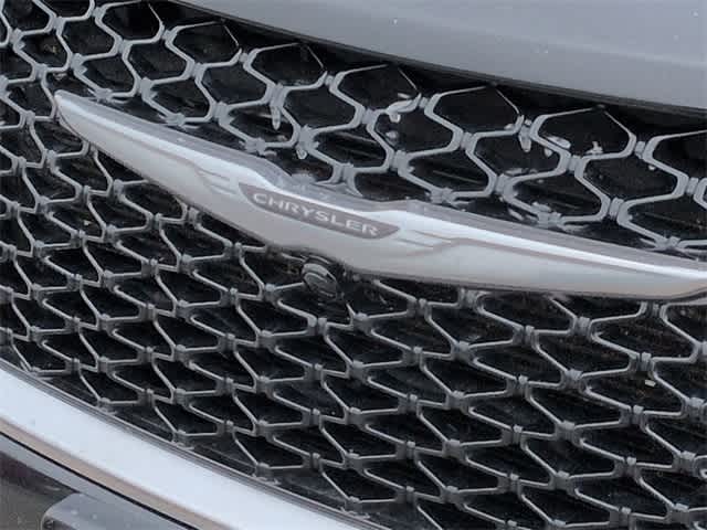 Thumbnail: 2021 Chrysler Pacifica - 12