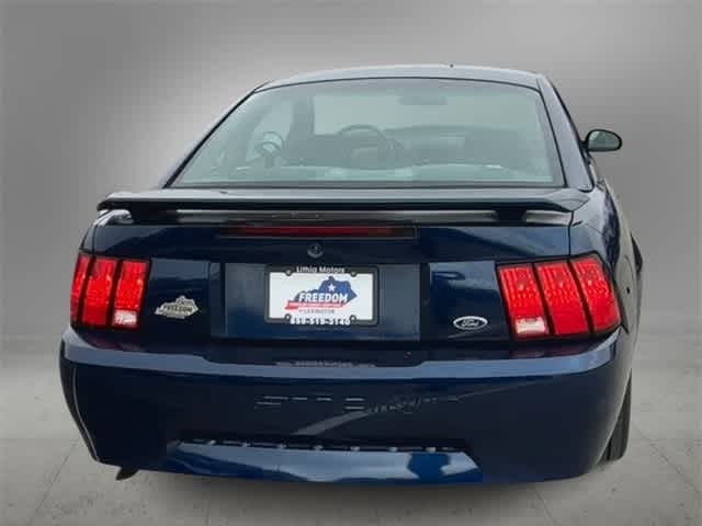 2004 Ford Mustang V6 7