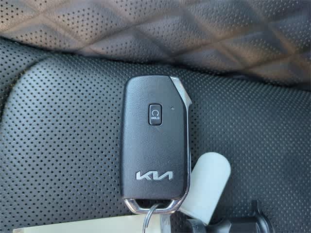 Thumbnail: 2022 Kia Sorento - 37