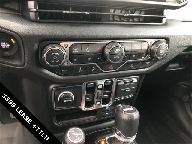 Thumbnail: 2026 Jeep Wrangler - 15