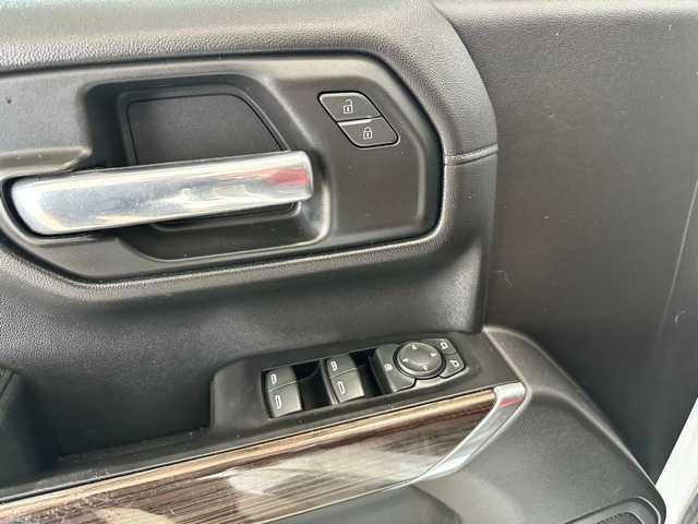 Thumbnail: 2019 Chevrolet Silverado 1500 - 13