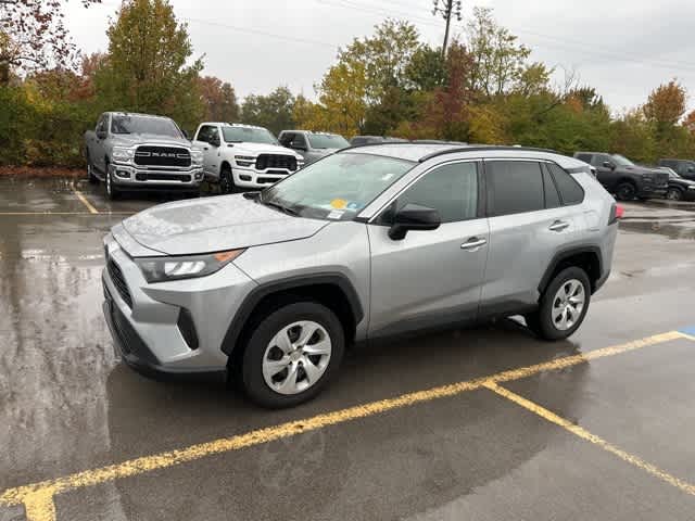 Thumbnail: 2020 Toyota RAV4 - 11