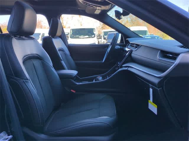 Thumbnail: 2025 Jeep Grand Cherokee L - 23