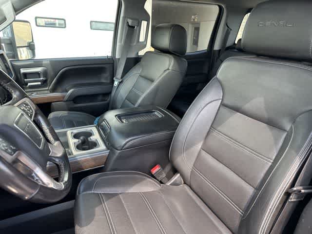 Thumbnail: 2019 GMC Sierra 3500 - 5