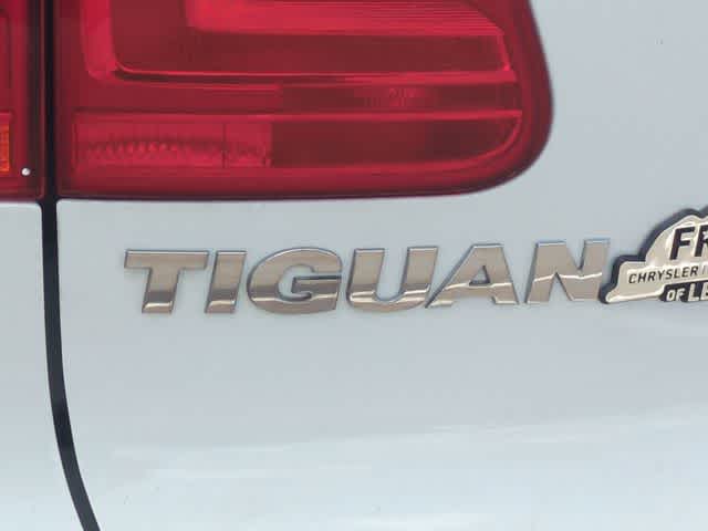 Thumbnail: 2017 Volkswagen Tiguan - 12