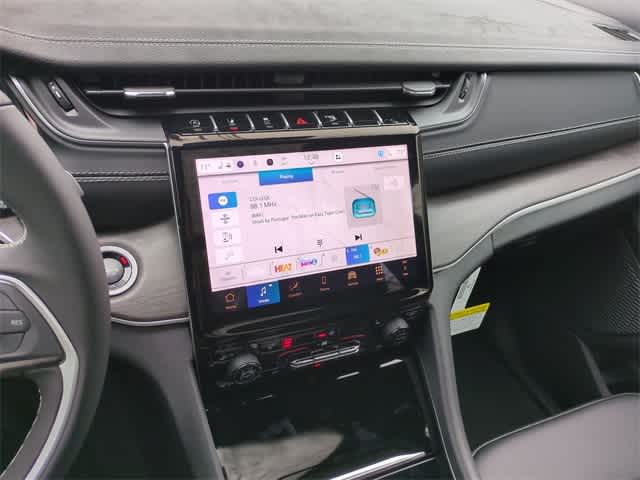 Thumbnail: 2025 Jeep Grand Cherokee - 29