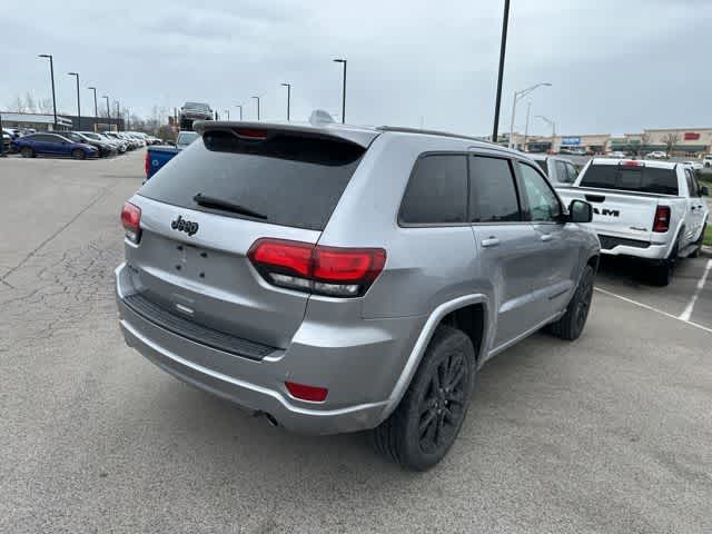 Thumbnail: 2021 Jeep Grand Cherokee - 18