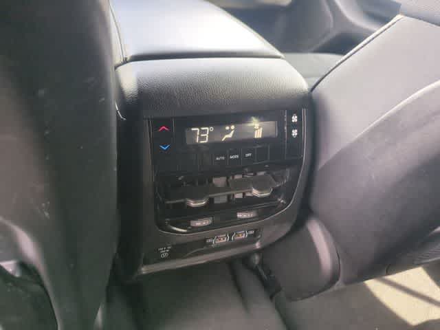 Thumbnail: 2024 Jeep Grand Cherokee L - 36