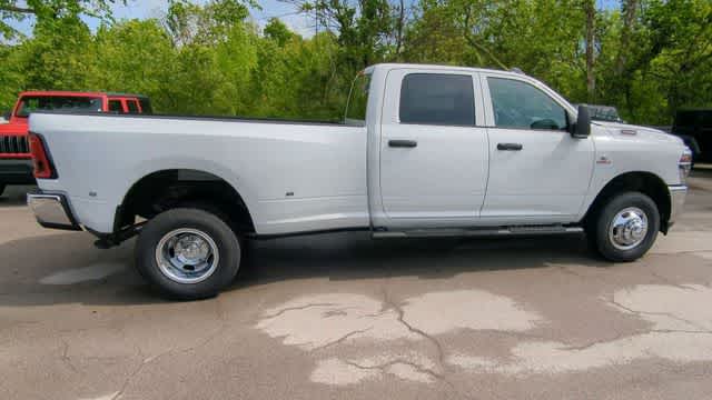 Thumbnail: 2026 RAM 3500 - 9