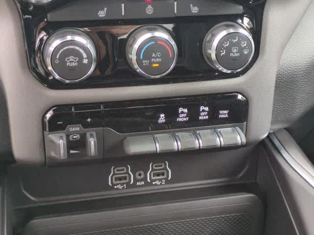 Thumbnail: 2026 RAM 1500 - 31