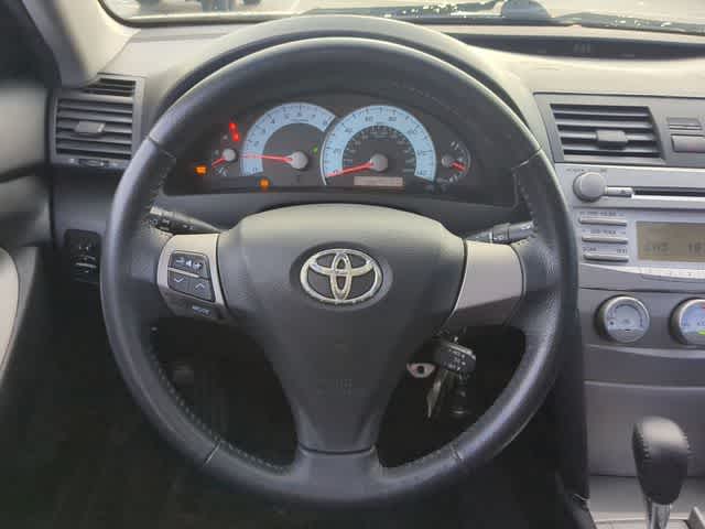 Thumbnail: 2011 Toyota Camry - 24