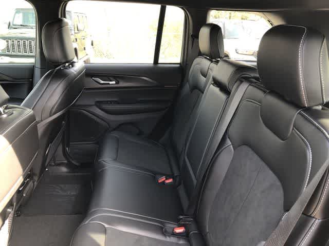 Thumbnail: 2025 Jeep Grand Cherokee - 24