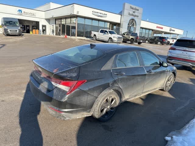 Thumbnail: 2023 Hyundai Elantra - 16