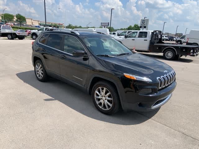 Thumbnail: 2017 Jeep Cherokee - 23