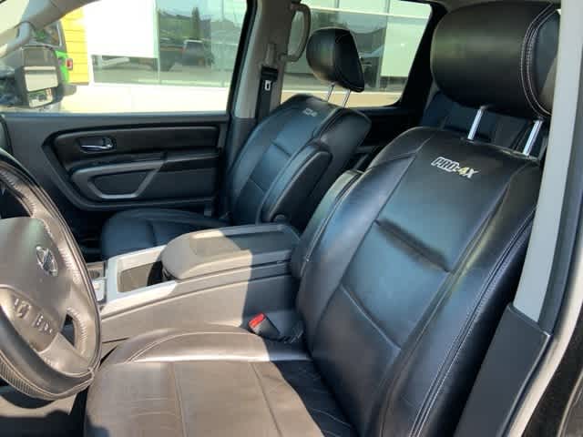 Thumbnail: 2015 Nissan Titan - 4