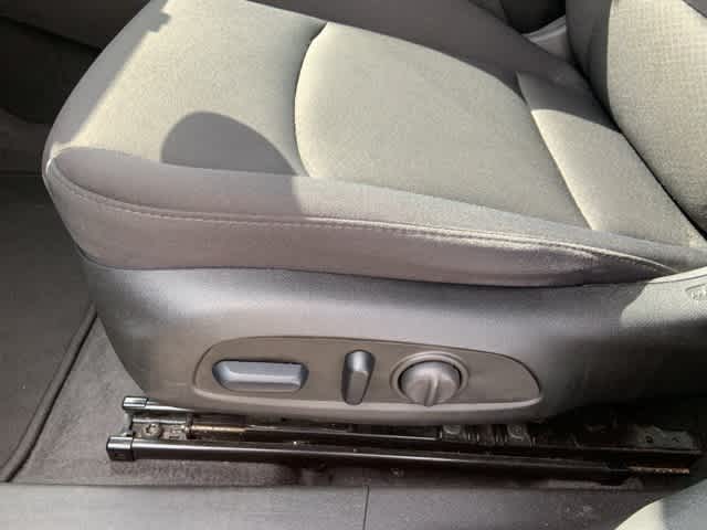 Thumbnail: 2023 Chevrolet Malibu - 9