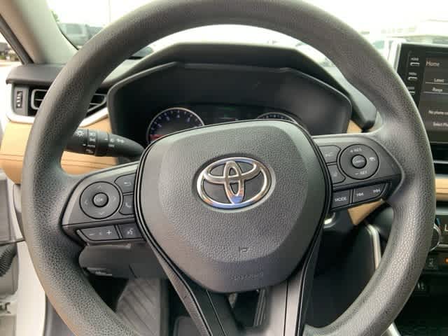 Thumbnail: 2019 Toyota RAV4 - 11