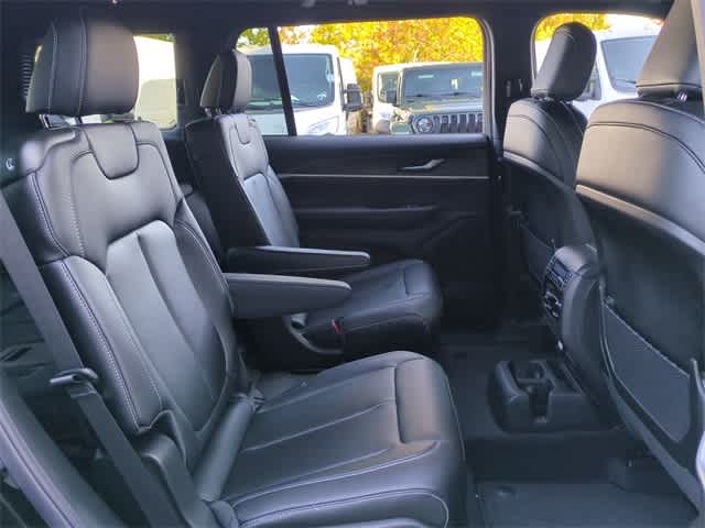 Thumbnail: 2025 Jeep Grand Cherokee L - 20