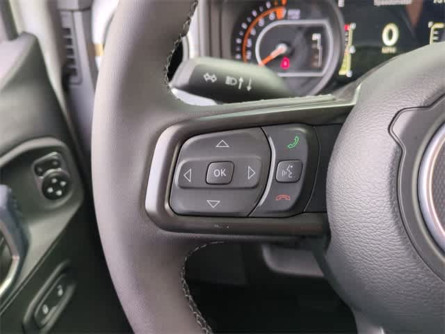 Thumbnail: 2025 Jeep Gladiator - 23