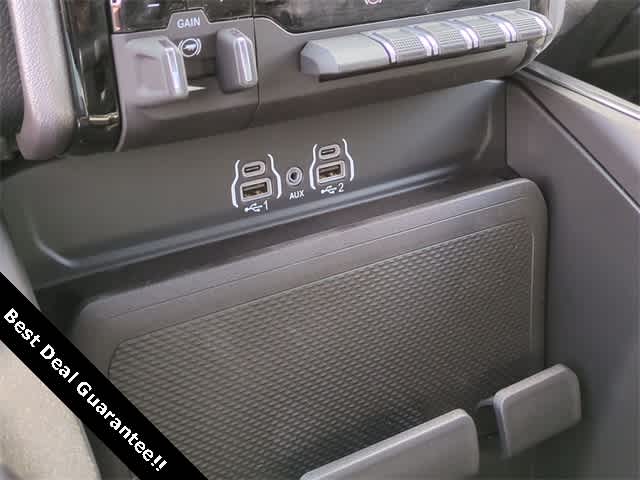 2025 RAM 2500 Big Horn 32
