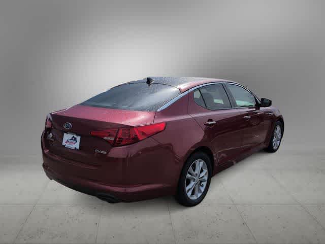 Thumbnail: 2012 Kia Optima - 8
