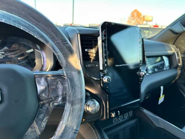 Thumbnail: 2026 RAM 1500 - 3