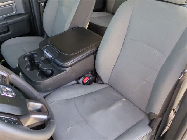 Thumbnail: 2022 RAM 1500 Classic - 16