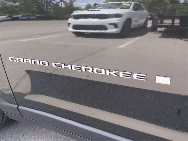 Thumbnail: 2022 Jeep Grand Cherokee L - 13
