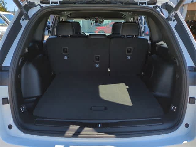 Thumbnail: 2025 Jeep Grand Cherokee - 35