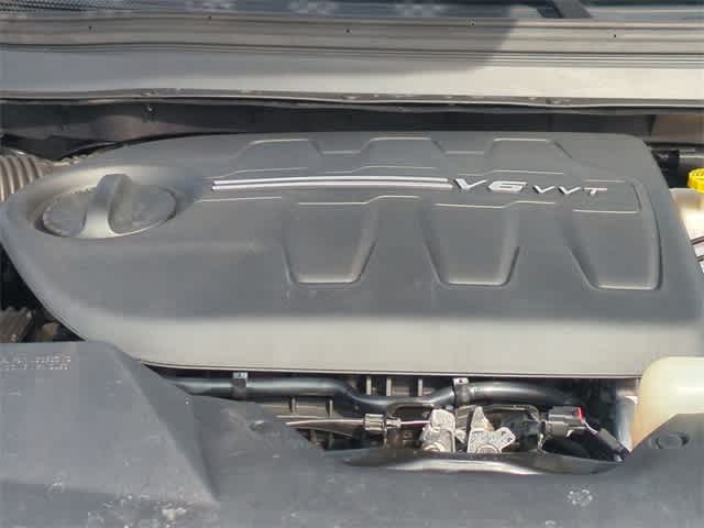 Thumbnail: 2021 Jeep Cherokee - 14