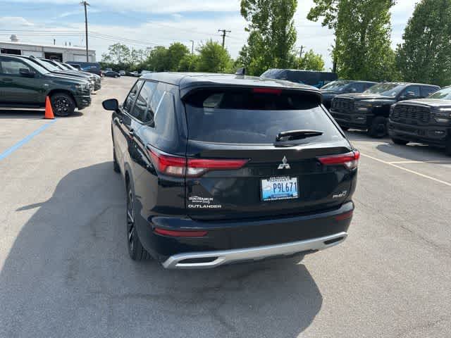 Thumbnail: 2025 Mitsubishi Outlander - 21