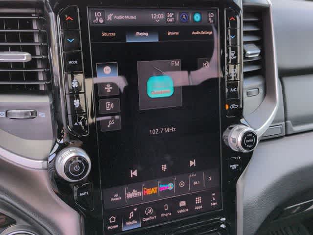 Thumbnail: 2026 RAM 1500 - 32