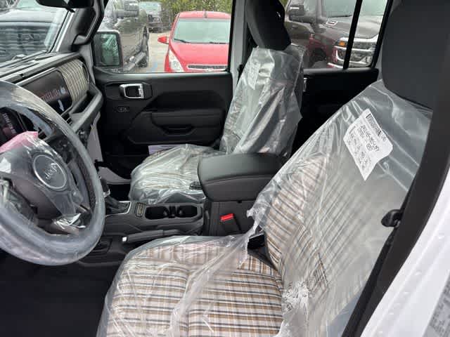 Thumbnail: 2026 Jeep Wrangler - 3