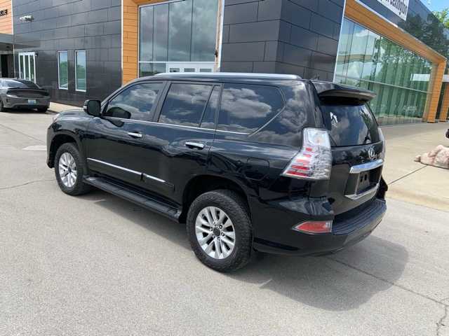 Thumbnail: 2015 Lexus GX - 15