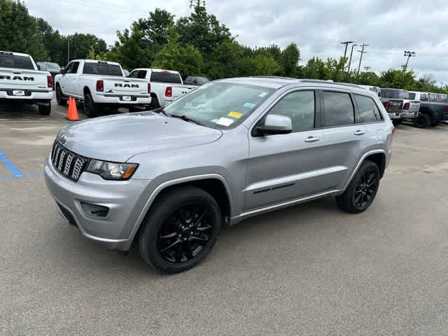Thumbnail: 2019 Jeep Grand Cherokee - 14