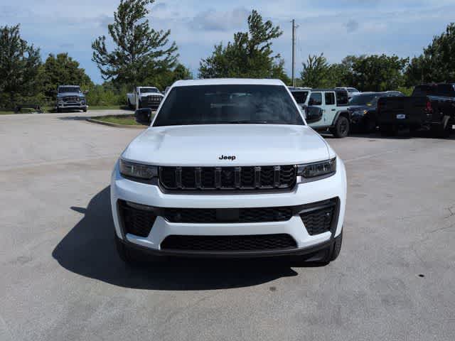 Thumbnail: 2026 Jeep Grand Cherokee - 3