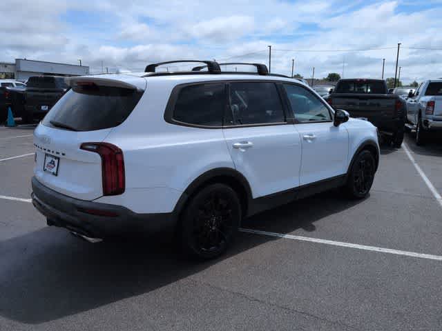 Thumbnail: 2022 Kia Telluride - 8