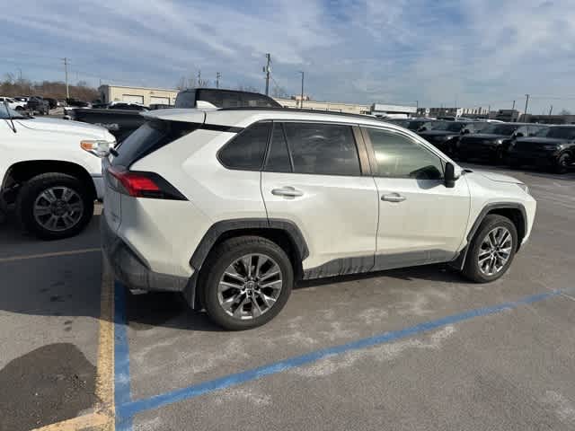 Thumbnail: 2019 Toyota RAV4 - 29