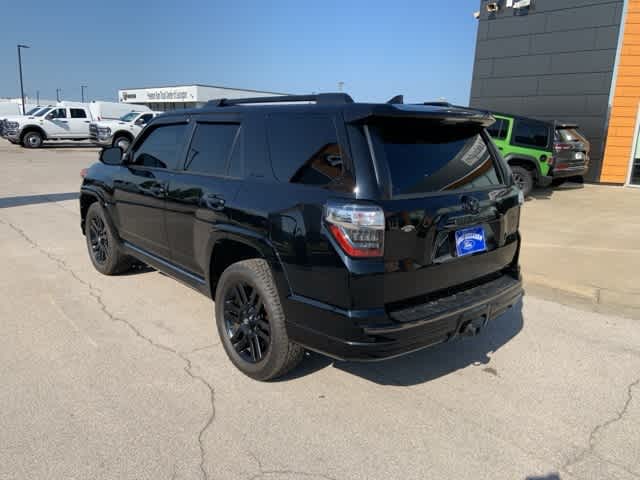 Thumbnail: 2021 Toyota 4Runner - 21