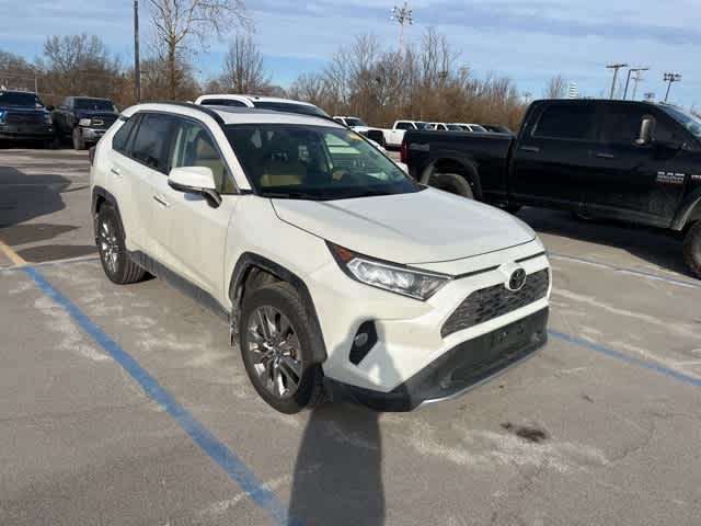 Thumbnail: 2019 Toyota RAV4 - 32