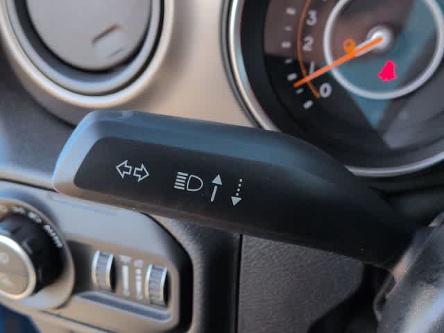 Thumbnail: 2021 Jeep Gladiator - 26