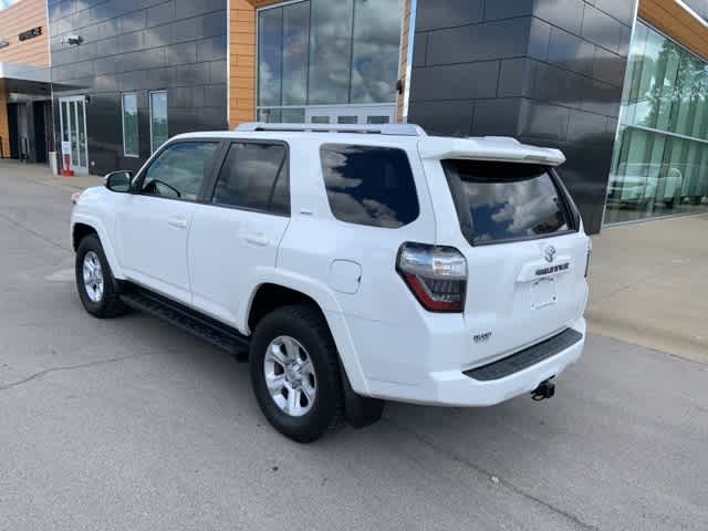 Thumbnail: 2015 Toyota 4Runner - 19