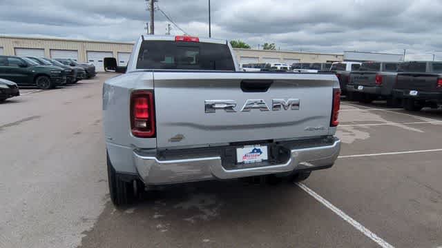 Thumbnail: 2026 RAM 3500 - 7