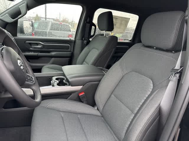 Thumbnail: 2026 RAM 1500 - 4