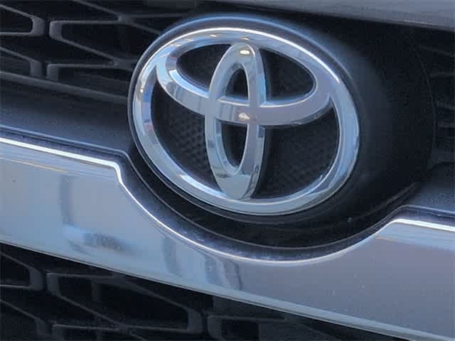 Thumbnail: 2017 Toyota 4Runner - 12