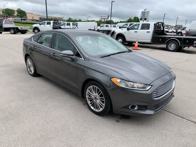 2015 Ford Fusion SE 26