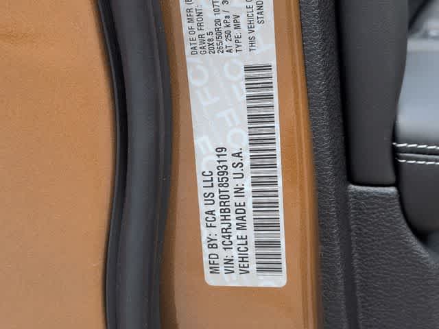 Thumbnail: 2026 Jeep Grand Cherokee - 38