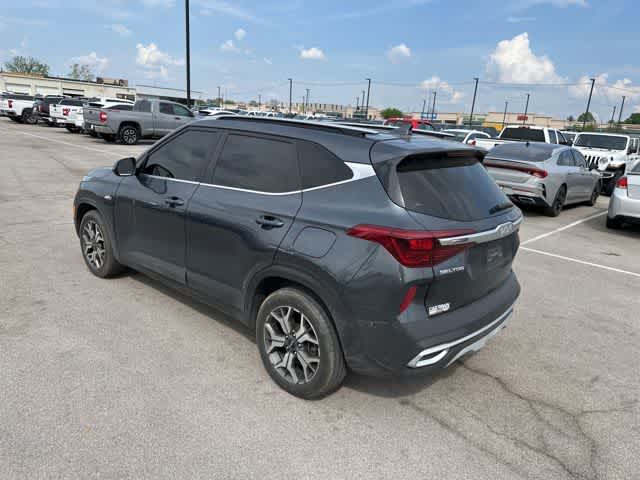 Thumbnail: 2022 Kia Seltos - 12